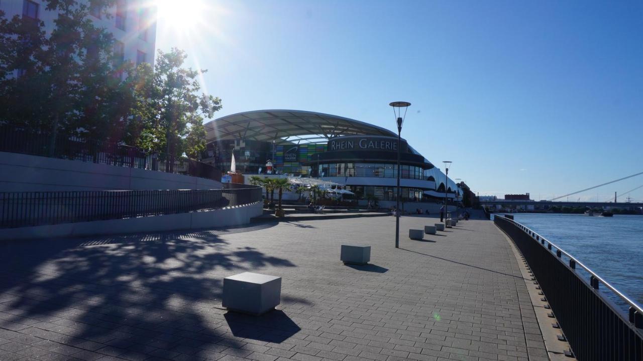 Aparthotel Lupartment Ludwigshafen am Rhein Esterno foto