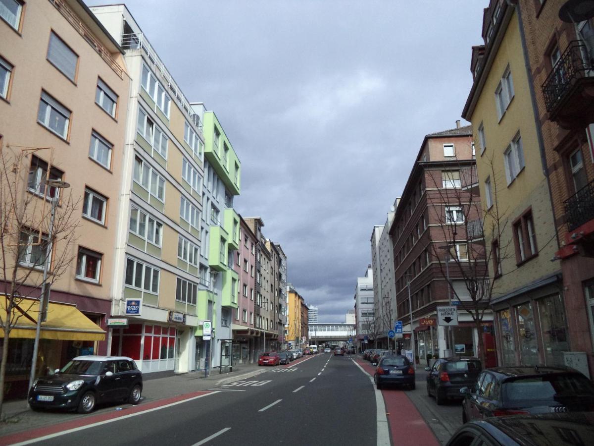 Aparthotel Lupartment Ludwigshafen am Rhein Esterno foto